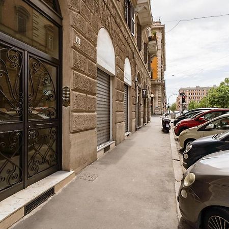Appartamento Flora Metro Vittorio Roma Exterior foto